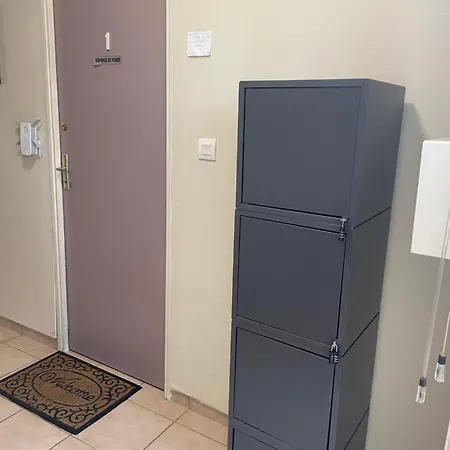 Apartment Joli Petit Fonctionnel Proche Rennes